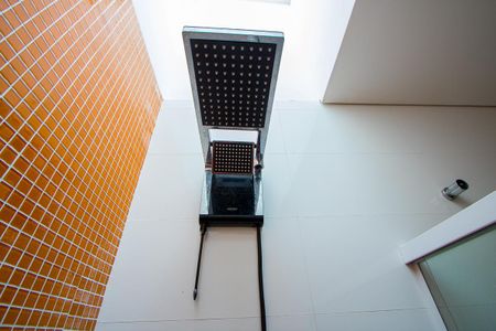 Casa à venda com 167m², 3 quartos e 2 vagas Casa à venda com 167m², 3 quartos e 2 vagasBanheiro da Suíte 2