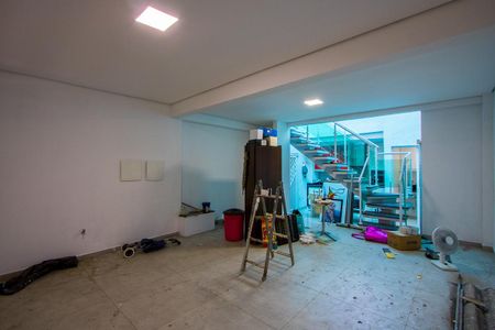 Casa à venda com 167m², 3 quartos e 2 vagas Casa à venda com 167m², 3 quartos e 2 vagasGaragem