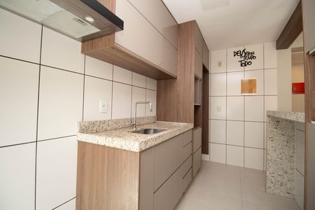 Apartamento para alugar com 75m², 2 quartos e 1 vagaCozinha e Área de Serviço
