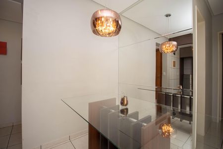 Apartamento para alugar com 75m², 2 quartos e 1 vagaSala