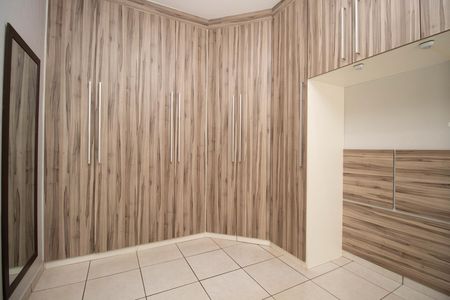 Apartamento para alugar com 75m², 2 quartos e 1 vagaSuíte