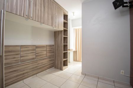 Apartamento para alugar com 75m², 2 quartos e 1 vagaSuíte