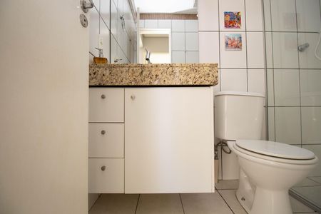 Apartamento para alugar com 75m², 2 quartos e 1 vagaBanheiro Social