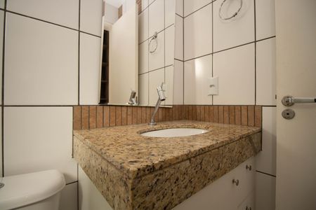 Apartamento para alugar com 75m², 2 quartos e 1 vagaBanheiro da Suíte