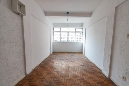 Sala/quarto de kitnet/studio à venda com 1 quarto, 32m² em Liberdade, São Paulo