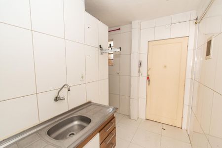 Cozinha de kitnet/studio à venda com 1 quarto, 32m² em Liberdade, São Paulo