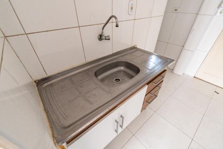 Cozinha de kitnet/studio à venda com 1 quarto, 32m² em Liberdade, São Paulo