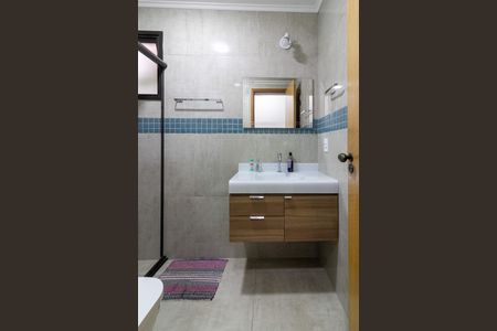 Casa à venda com 370m², 3 quartos e 5 vagasBanheiro Social