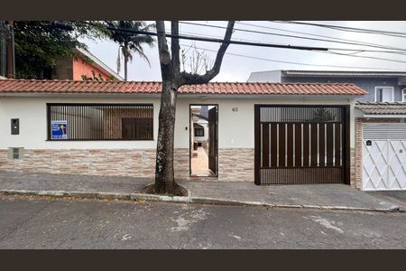 Casa à venda com 370m², 3 quartos e 5 vagasFachada