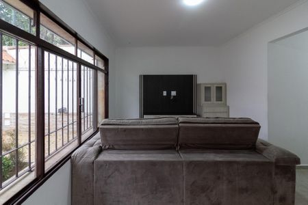 Sala de casa à venda com 3 quartos, 370m² em Cupecê, São Paulo