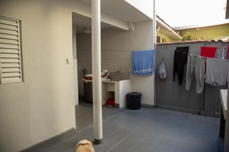 Casa à venda com 150m², 3 quartos e 2 vagasÁrea de Serviço