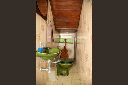 Casa à venda com 150m², 3 quartos e 2 vagasLavabo