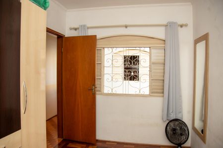 Casa à venda com 150m², 3 quartos e 2 vagasQuarto 1