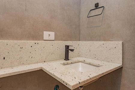 Banheiro de apartamento para alugar com 1 quarto, 33m² em Aclimação, São Paulo