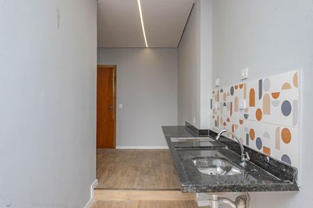 Cozinha de kitnet/studio para alugar com 1 quarto, 33m² em Aclimação, São Paulo