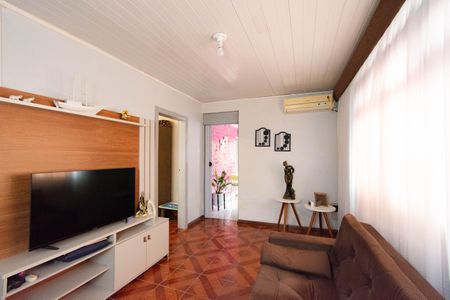 Casa à venda com 160m², 3 quartos e 2 vagasSala