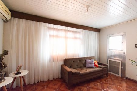 Sala de casa à venda com 3 quartos, 160m² em Rio Branco, Canoas