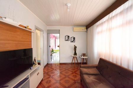 Sala de casa à venda com 3 quartos, 160m² em Rio Branco, Canoas