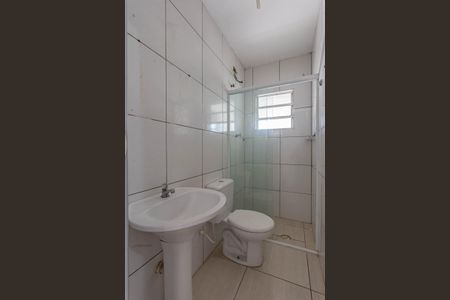 Banheiro de casa para alugar com 1 quarto, 45m² em Vila Brasilina, São Paulo