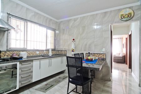 Casa à venda com 214m², 4 quartos e 5 vagasCozinha