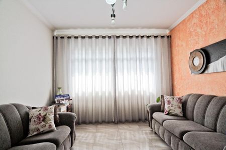 Sala de casa à venda com 4 quartos, 214m² em Vila Palmeiras, São Paulo