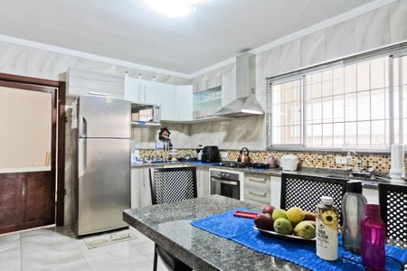 Casa à venda com 214m², 4 quartos e 5 vagasCozinha