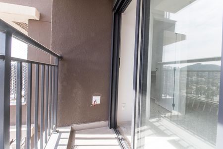 Apartamento à venda com 89m², 3 quartos e 2 vagasVaranda da Suíte 2