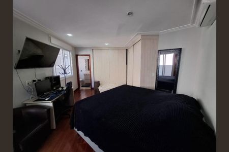 Foto 01 de casa de condomínio à venda com 4 quartos, 450m² em Swiss Park, Campinas