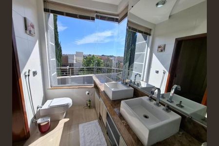 Foto 01 de casa de condomínio à venda com 4 quartos, 450m² em Swiss Park, Campinas