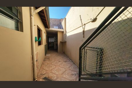 Casa à venda com 139m², 2 quartos e 1 vaga Casa à venda com 139m², 2 quartos e 1 vagaQuintal