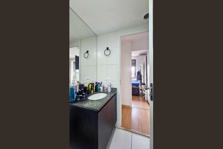 Banheiro de apartamento à venda com 2 quartos, 46m² em Jardim Marajoara, São Paulo