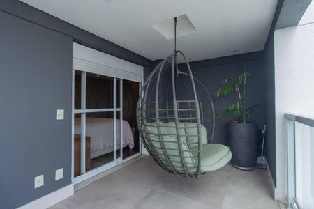 Apartamento à venda com 247m², 4 quartos e 4 vagasVaranda da suíte 1