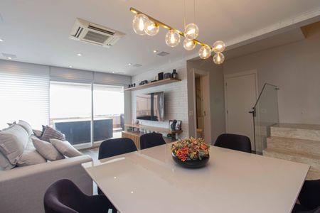 Apartamento à venda com 247m², 4 quartos e 4 vagasSala