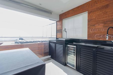 Apartamento à venda com 247m², 4 quartos e 4 vagasVaranda da Sala