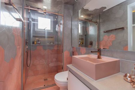 Apartamento à venda com 247m², 4 quartos e 4 vagasBanheiro da Suíte 3