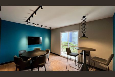 Studio à venda com 31m², 1 quarto e sem vaga Studio à venda com 31m², 1 quarto e sem vagaÁrea comum - Salão de jogos