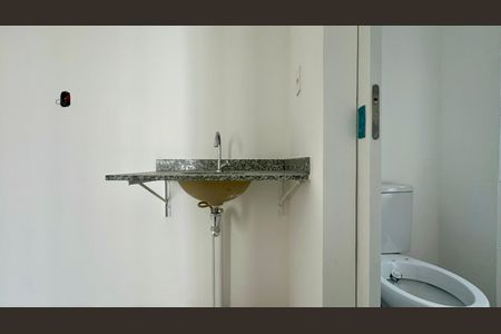 Studio à venda com 31m², 1 quarto e sem vaga Studio à venda com 31m², 1 quarto e sem vagaBanheiro Social