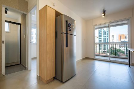 Studio à venda com 31m², 1 quarto e sem vaga Studio à venda com 31m², 1 quarto e sem vagaSala/Cozinha