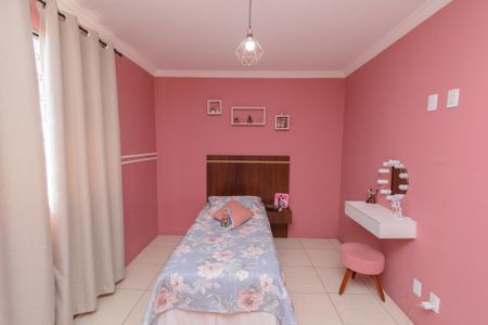 Casa à venda com 360m², 4 quartos e 3 vagasQuarto 2