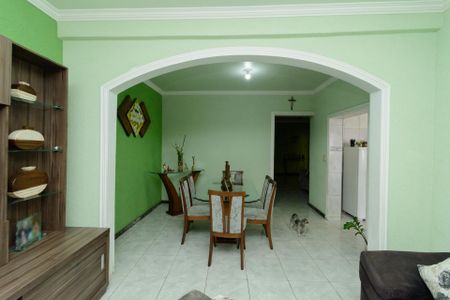 Sala de TV de casa para alugar com 4 quartos, 360m² em Novo Riacho, Contagem