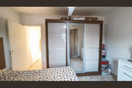 Casa à venda com 125m², 5 quartos e 2 vagasQuarto 3