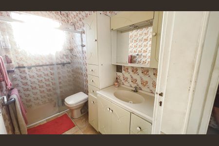 Casa à venda com 125m², 5 quartos e 2 vagasBanheiro