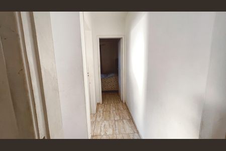Casa à venda com 125m², 5 quartos e 2 vagasCorredor