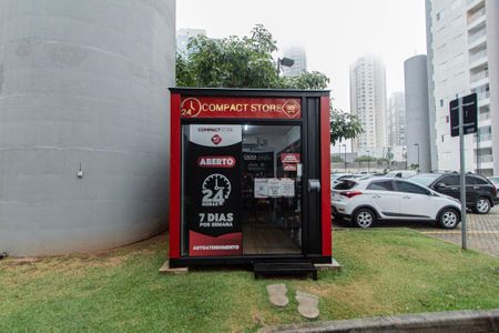 Apartamento para alugar com 68m², 3 quartos e sem vagaÁrea comum - Mini Mercado