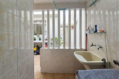 Casa à venda com 165m², 3 quartos e 2 vagasÁrea de Serviço