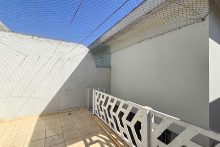 Casa à venda com 165m², 3 quartos e 2 vagasTerraço