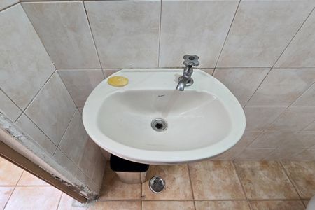 Casa à venda com 165m², 3 quartos e 2 vagasBanheiro de serviço