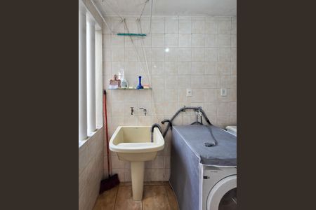 Casa à venda com 165m², 3 quartos e 2 vagasÁrea de Serviço