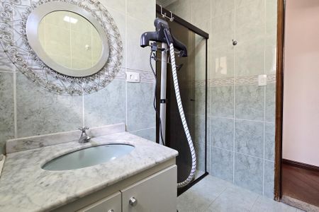 Casa à venda com 165m², 3 quartos e 2 vagasBanheiro Social