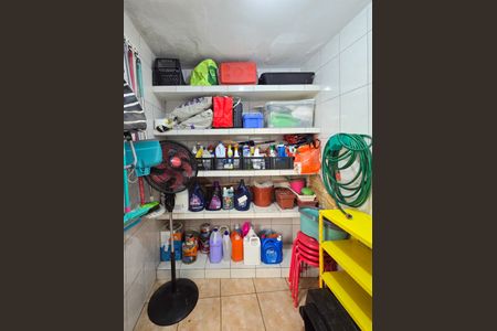 Casa à venda com 165m², 3 quartos e 2 vagasQuarto de Serviço